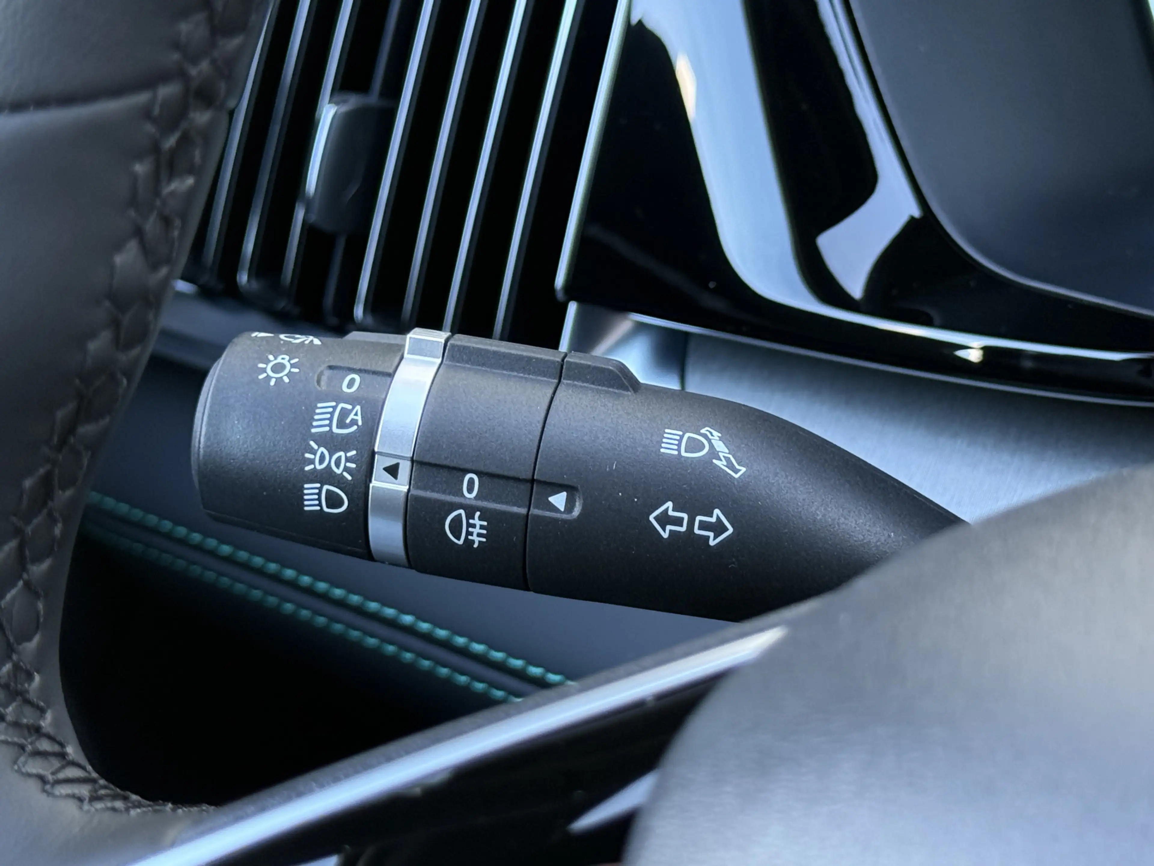 BYD Seal U 1.5 DM-i FWD Boost | Pano | Memory | 360* Camera | — photo 17