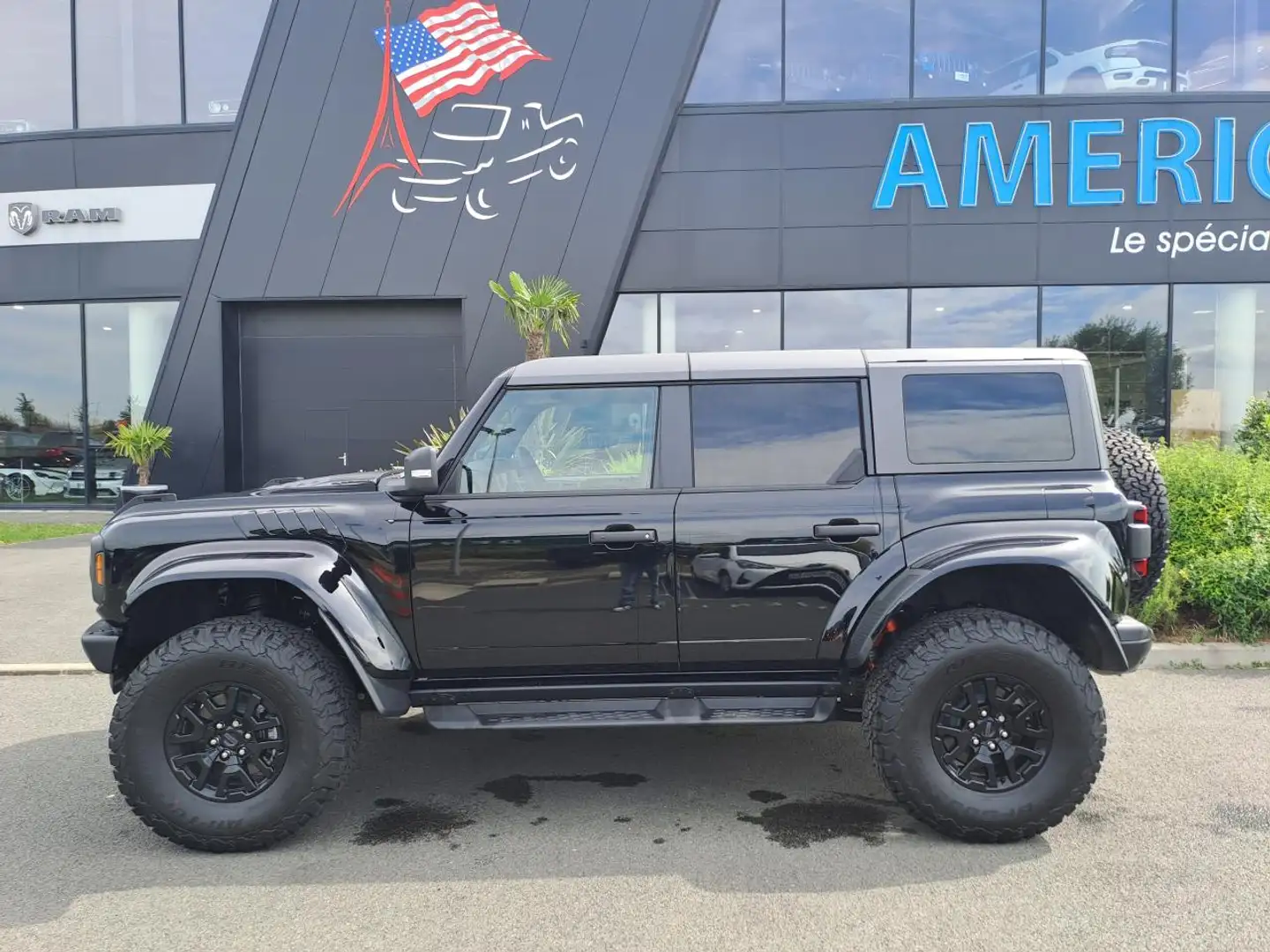 Ford Bronco RAPTOR V6 3.0L Negru - 2