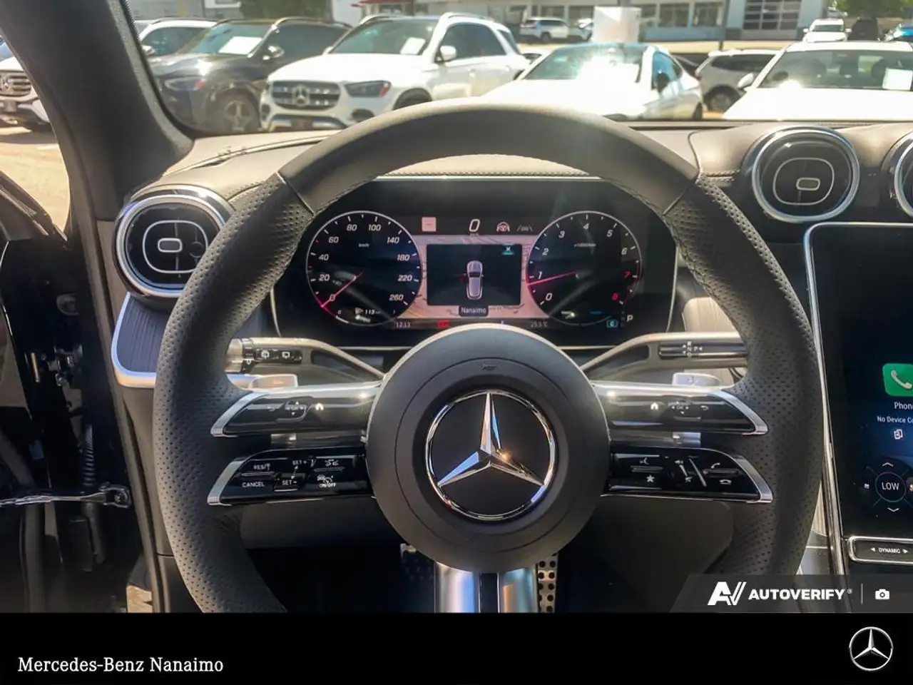 Mercedes-Benz GLC снимка Mercedes-Benz GLC