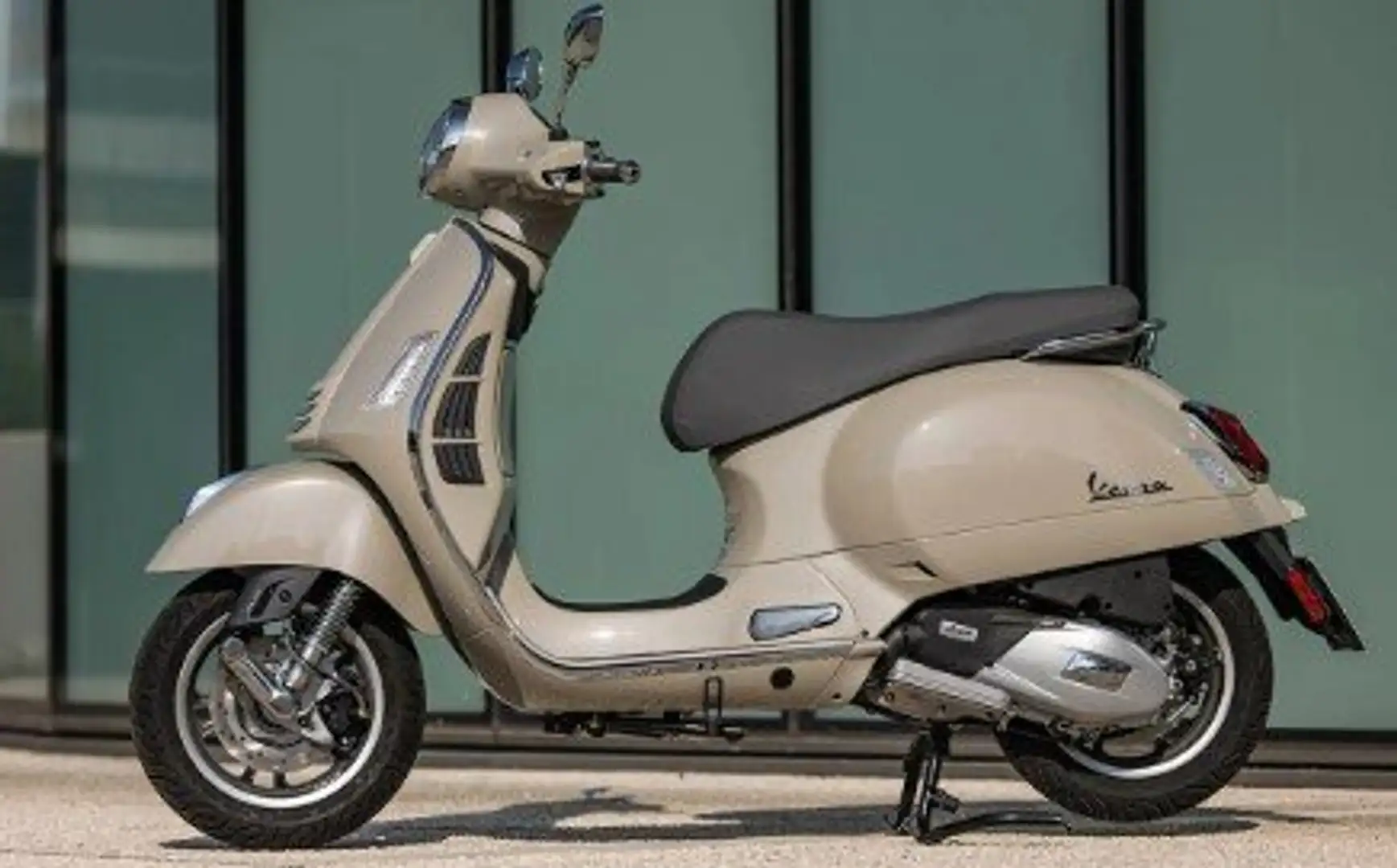 Vespa GTS 310 - 1