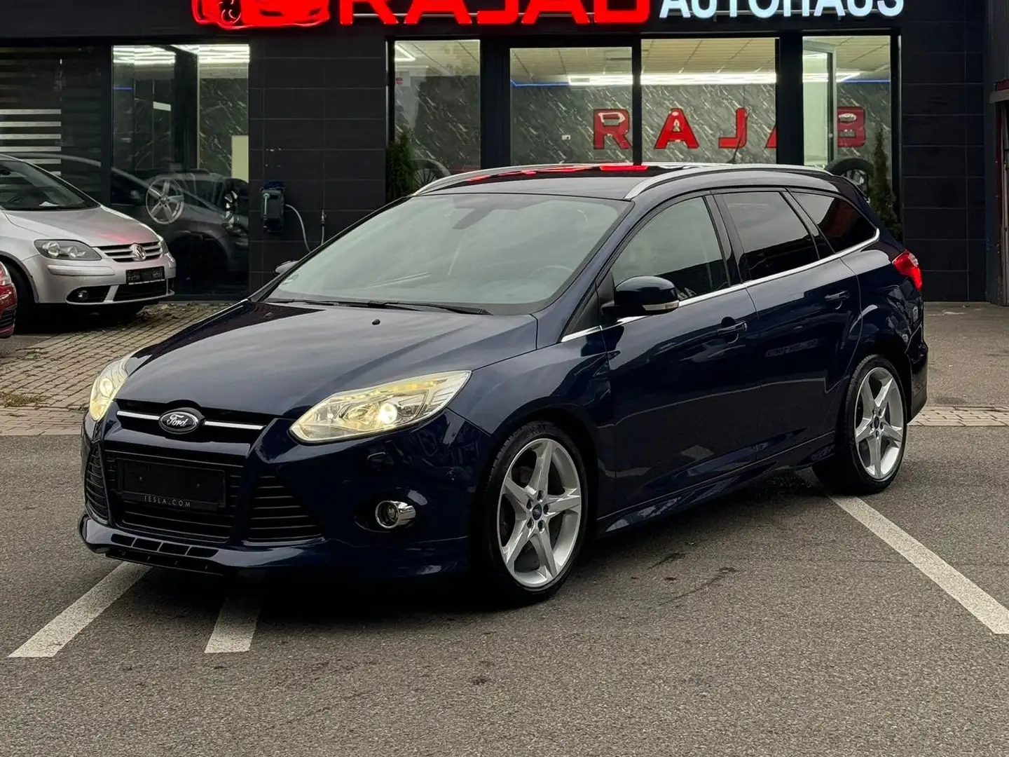 Ford Focus Focus Turnier Diesel Turnier 2.0 TDCi DPF Titanium Blau - 1
