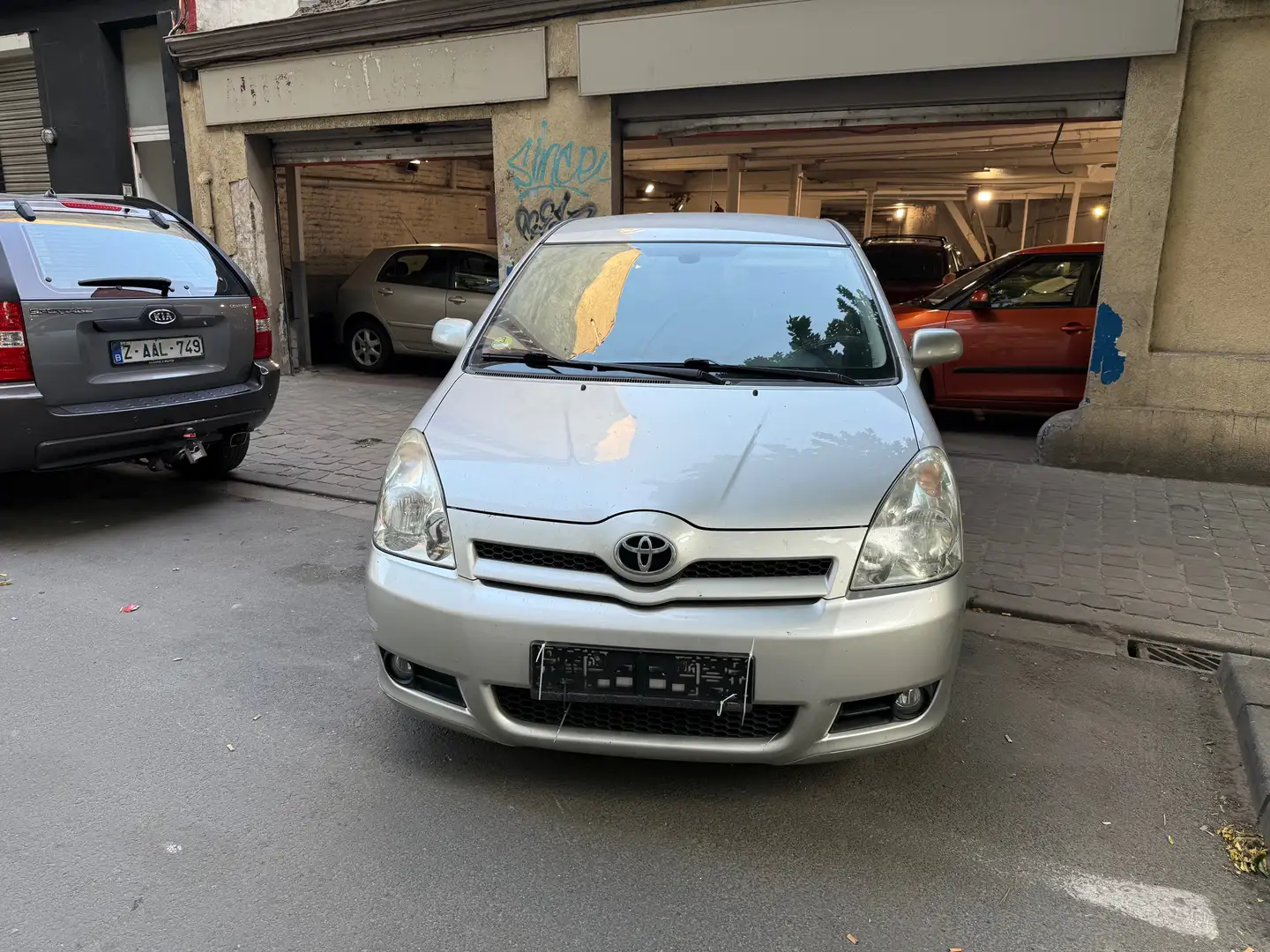 Toyota Corolla Verso 2.2 Turbo D4D 16v Linea Sol Pack 7pl. Gris - 2