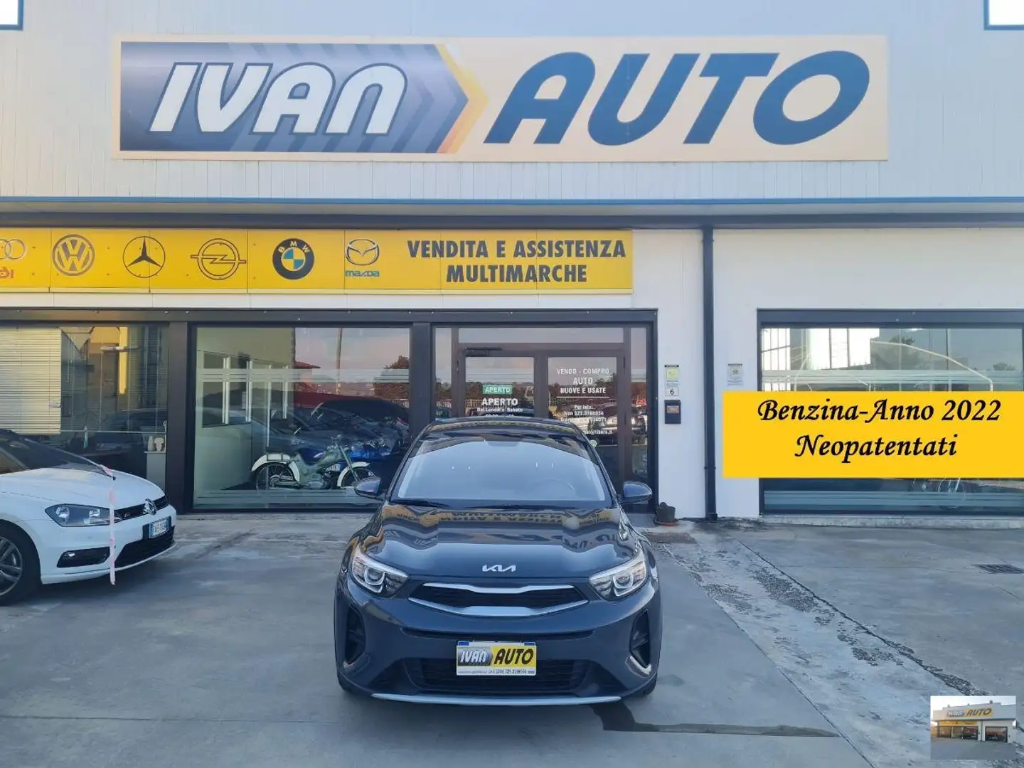Kia Stonic 1.2 Benzina-Anno 2022 Grey - 1