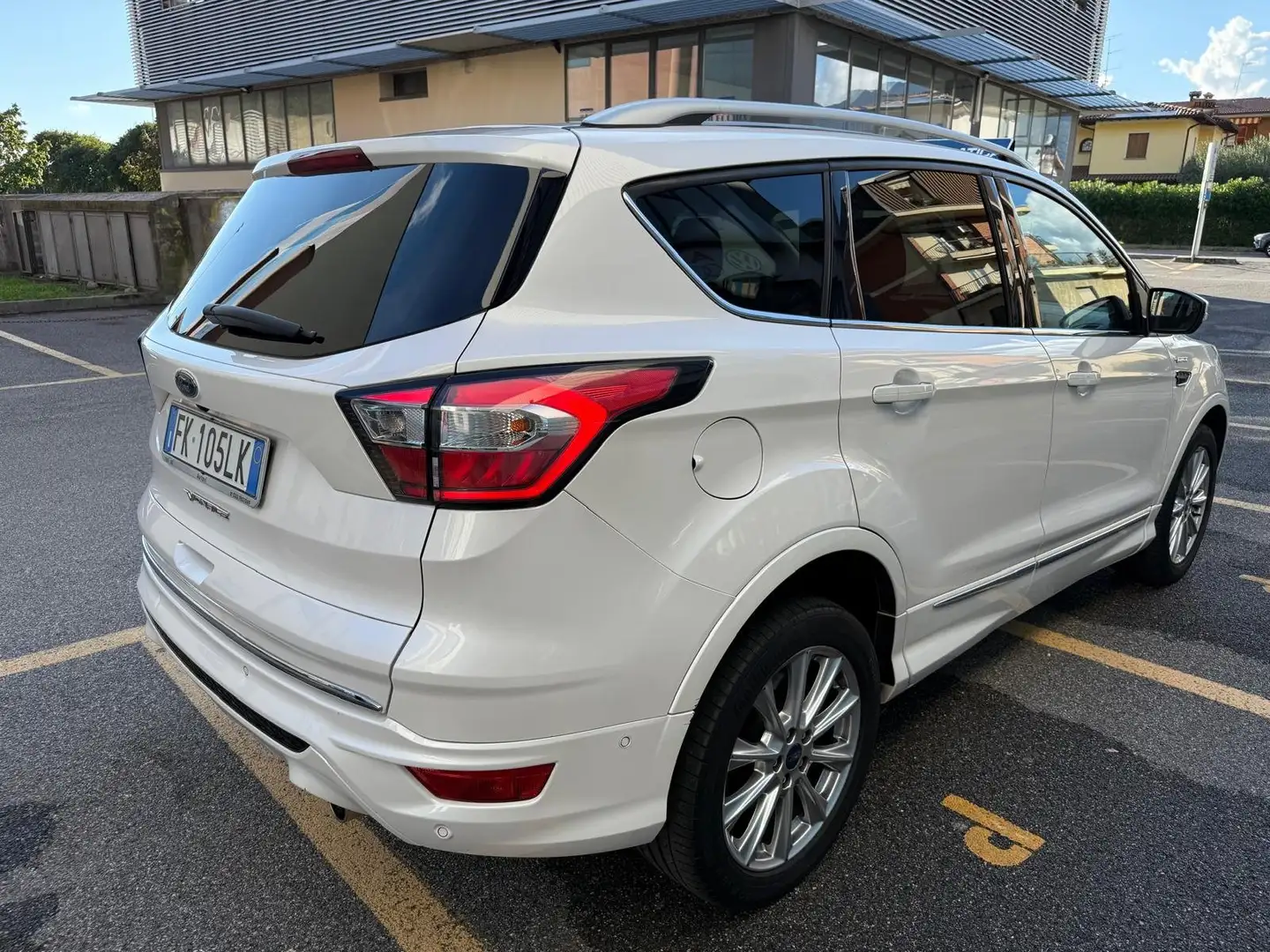 Ford Kuga 2.0 TDCi 180CV S&S 4WD AUTOMATICA VIGNALE Bianco - 2