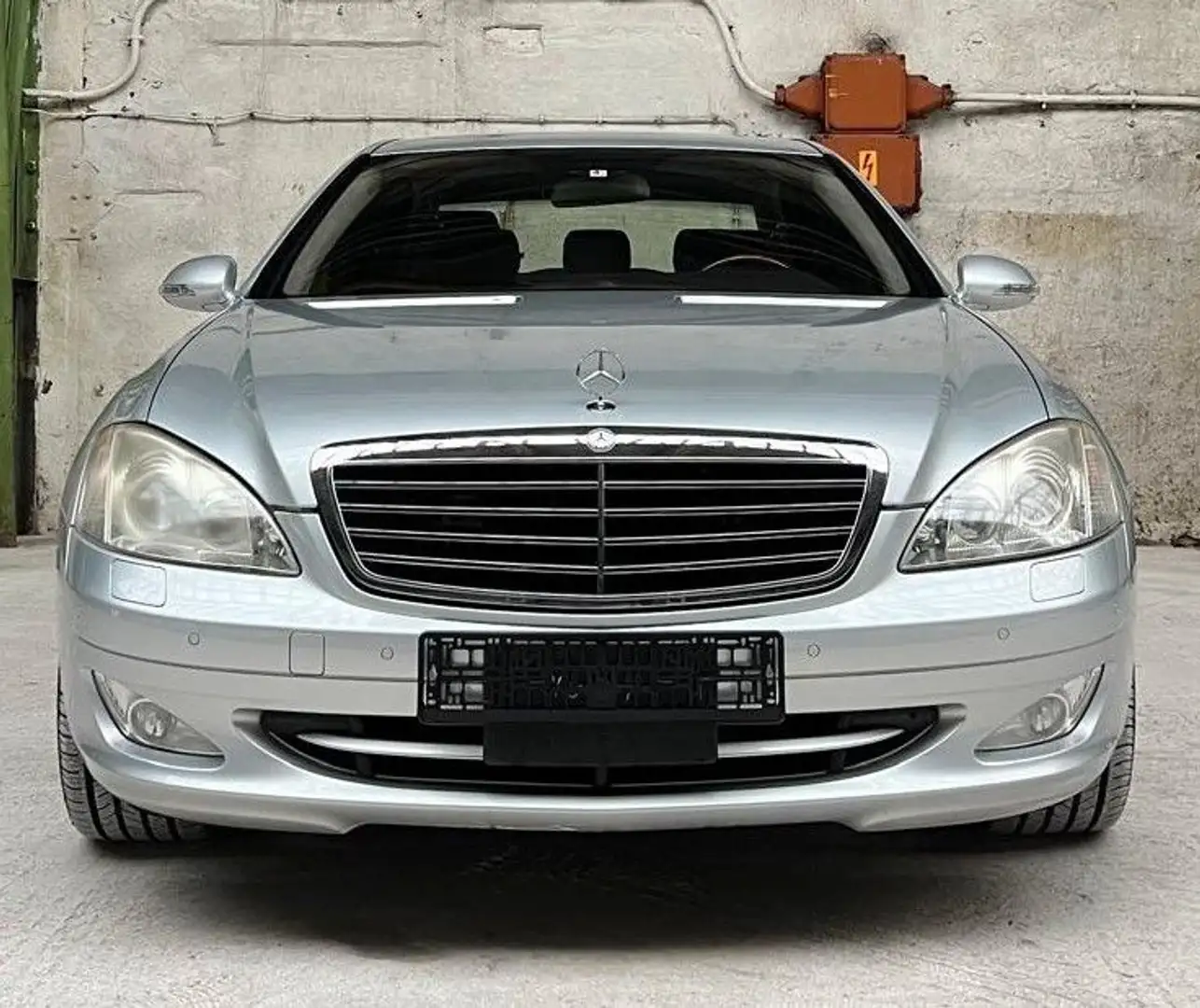 Mercedes-Benz S 500 66TKM NAVI CARLSSON 21 BI-XENON MEMOR TOP Stříbrná - 2