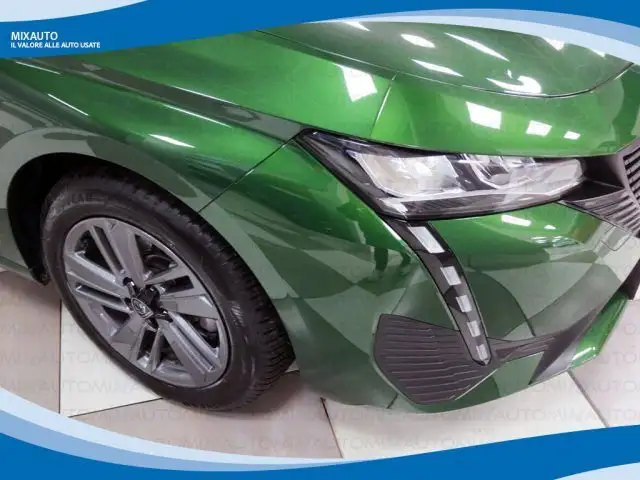 Peugeot 308 view 13