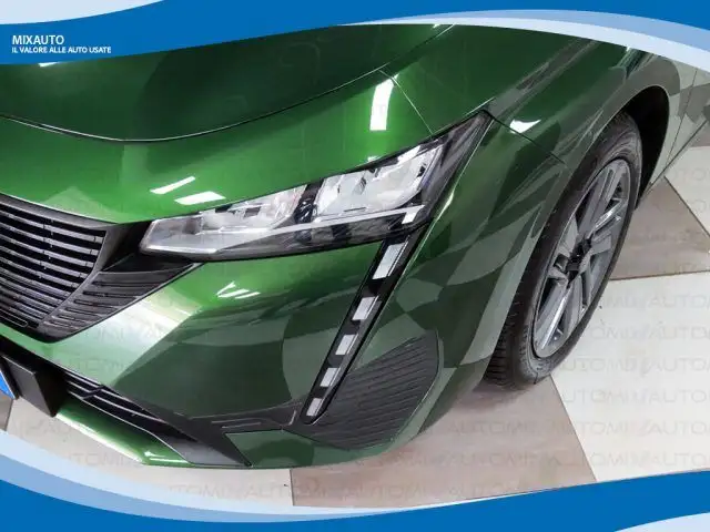 Peugeot 308 view 12