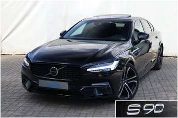 R Design AWD