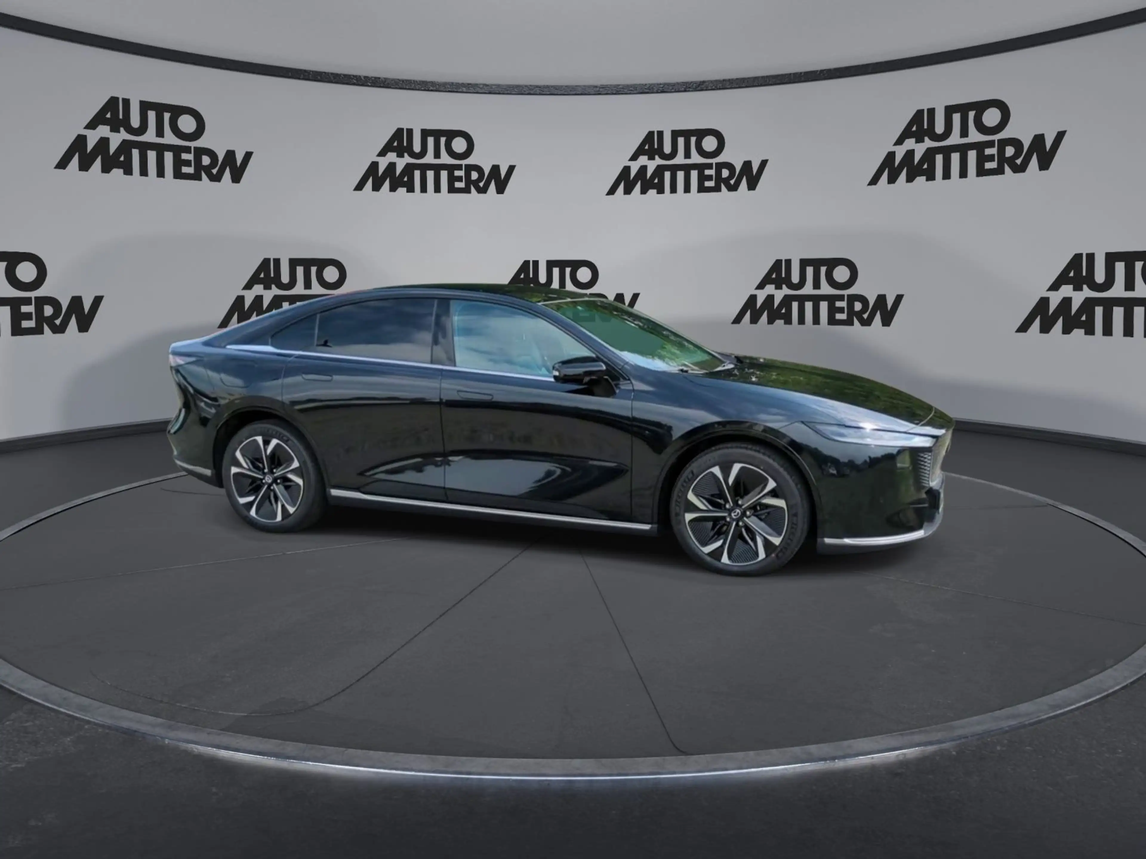 Mazda 6e Mazda 6e EV Takumi — photo 2