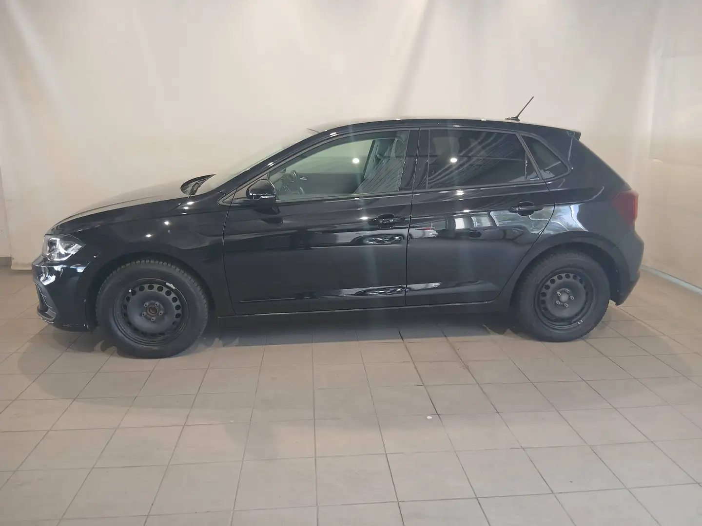 Volkswagen Polo Life TSI DSG Schwarz - 2