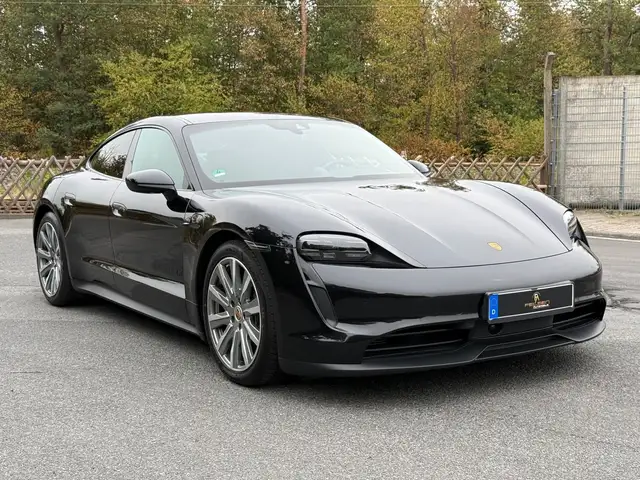 Porsche Taycan *476PS*93KWH*PANO*HEAD UP*PDLS+*LUFT*