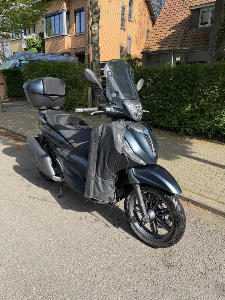 Piaggio Beverly 400