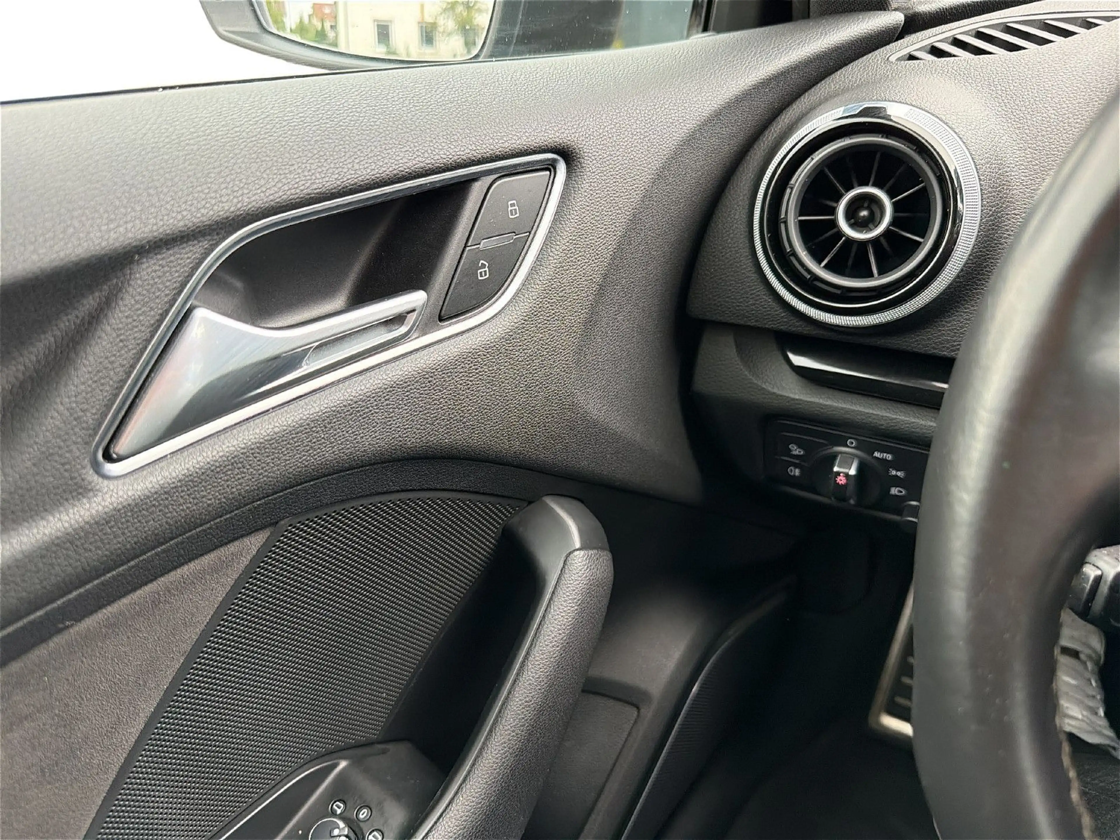 Audi RS3 Sportback 2.5 TFSI quattro Panorama B&O — photo 14