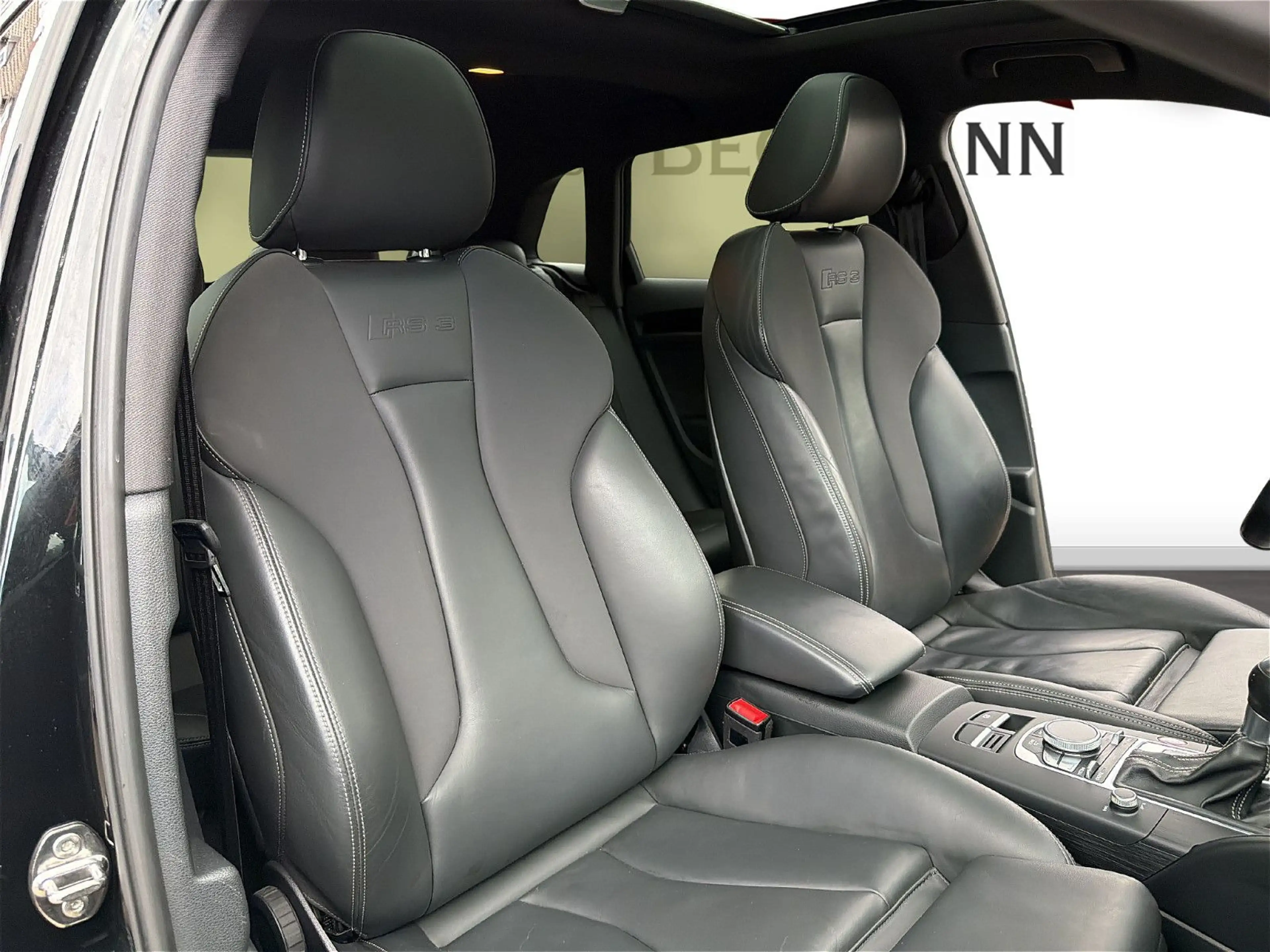 Audi RS3 Sportback 2.5 TFSI quattro Panorama B&O — photo 15