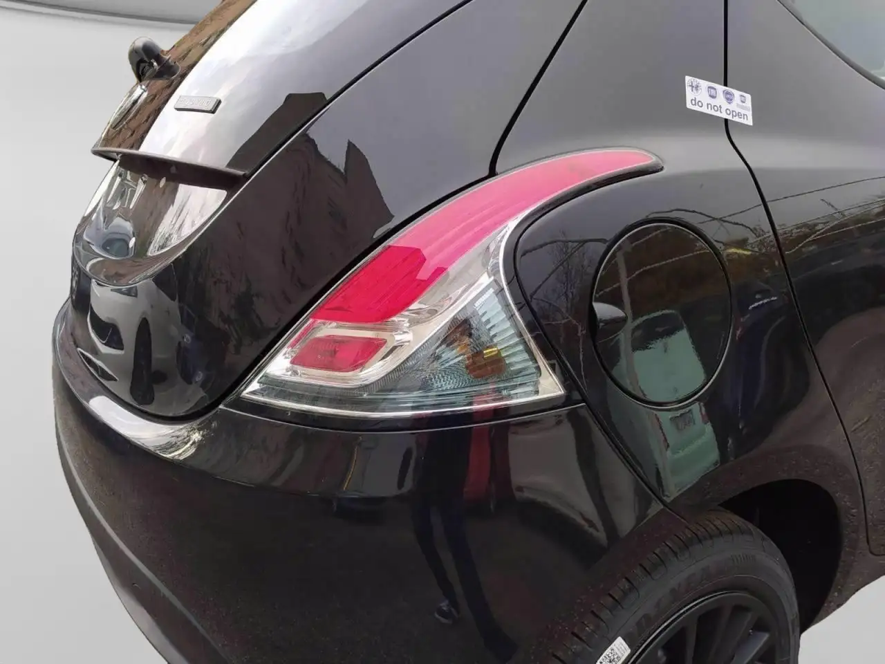 Lancia Ypsilon 2023 — фото 7