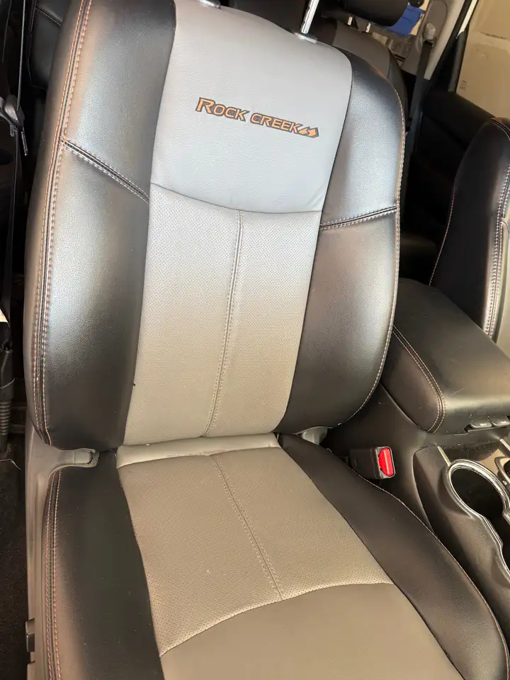 Nissan Pathfinder снимка Nissan Pathfinder