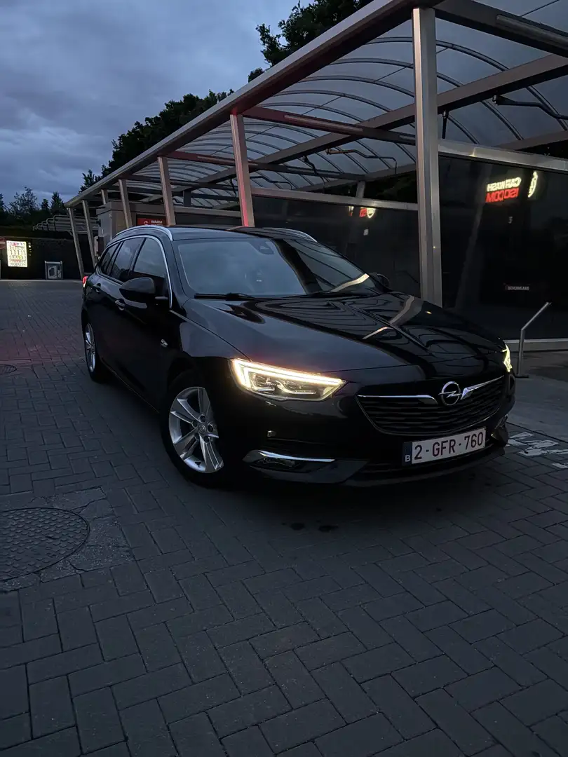 Opel Insignia Sports Tourer 1.6 Diesel Business Edition Noir - 1