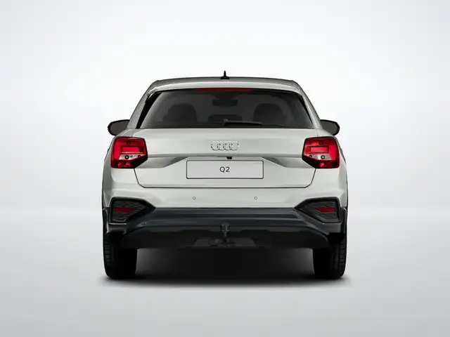 Audi Q2 view 4