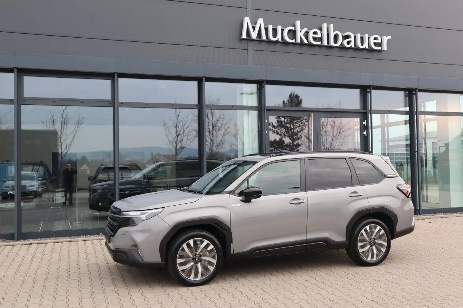 Subaru Forester 2.0ie Platinum  MJ 2025 neues Modell Grau - 1