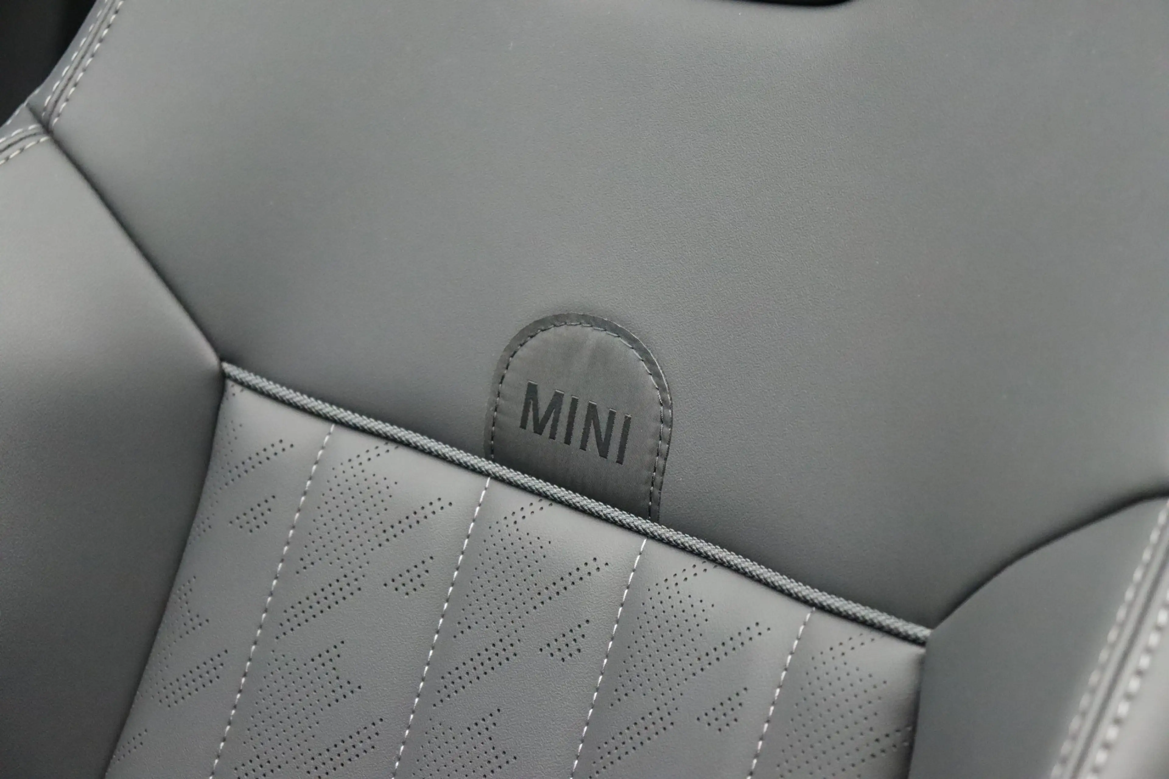 MINI Cooper C Cabrio Automaat / Favoured / Pakket L / Favoured / Pakket — photo 9