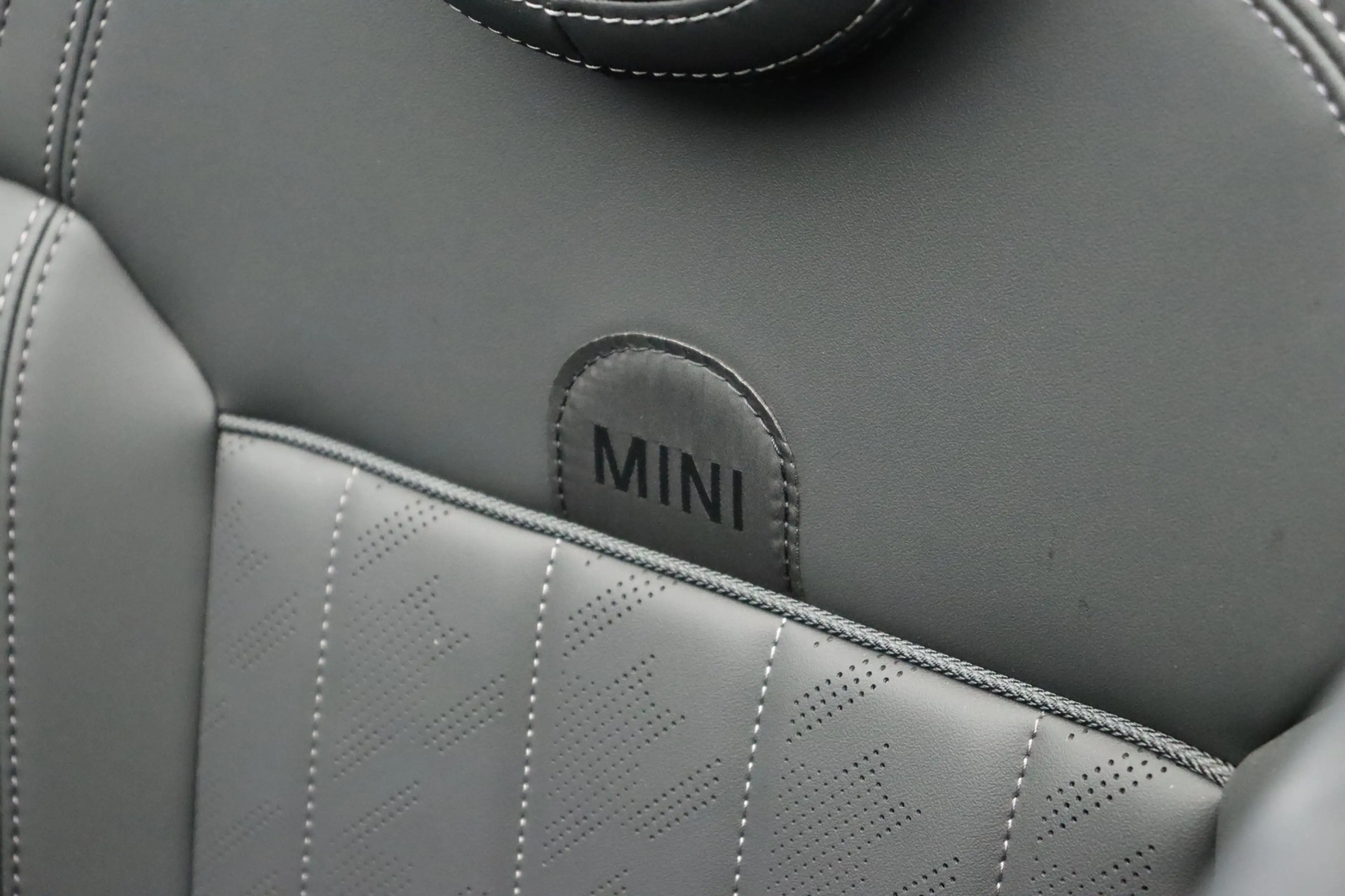 MINI Cooper C Cabrio Automaat / Favoured / Pakket L / Favoured / Pakket — photo 10