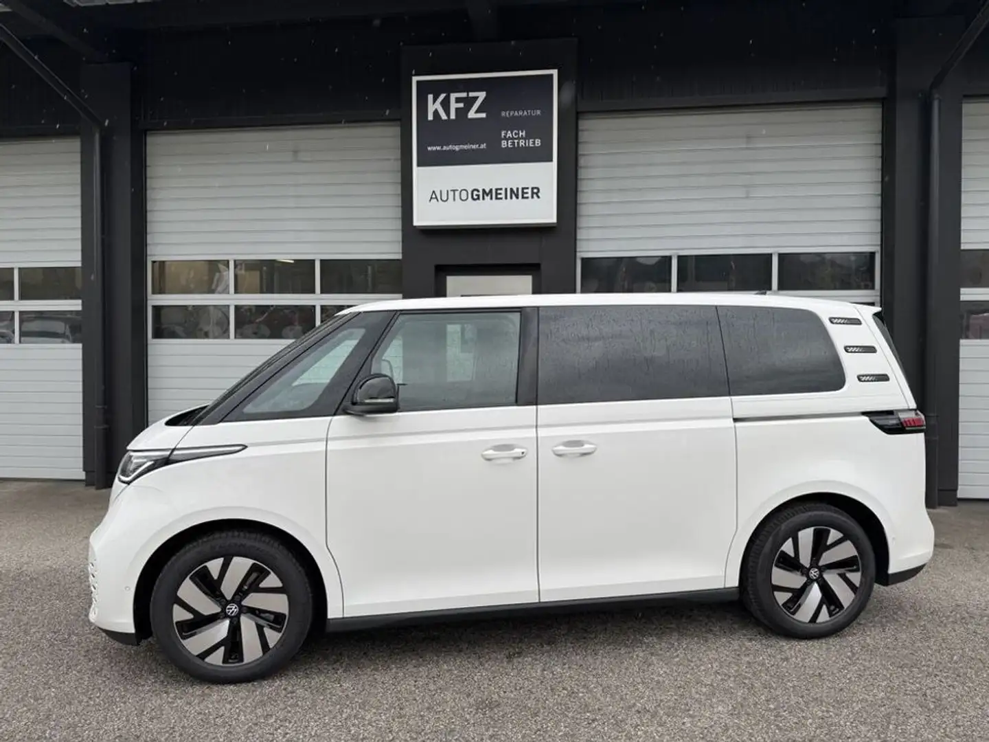 Volkswagen ID. Buzz 210 kW Pro  *netto 47.916 € * Weiß - 2