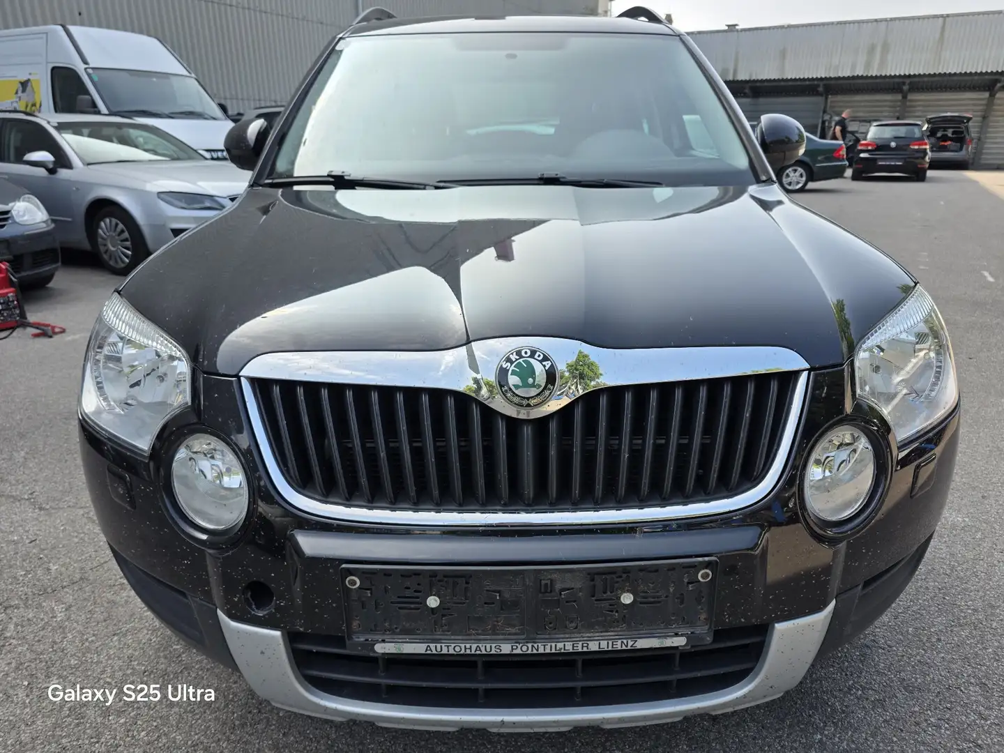 Skoda Yeti 2.0 TDI  4x4 Schwarz - 1