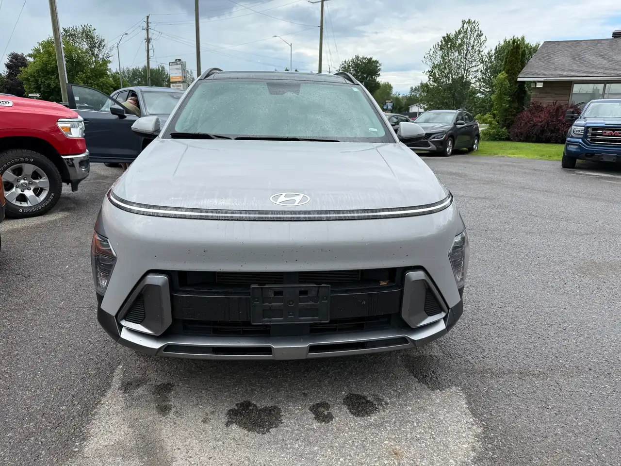Hyundai KONA снимка Hyundai KONA