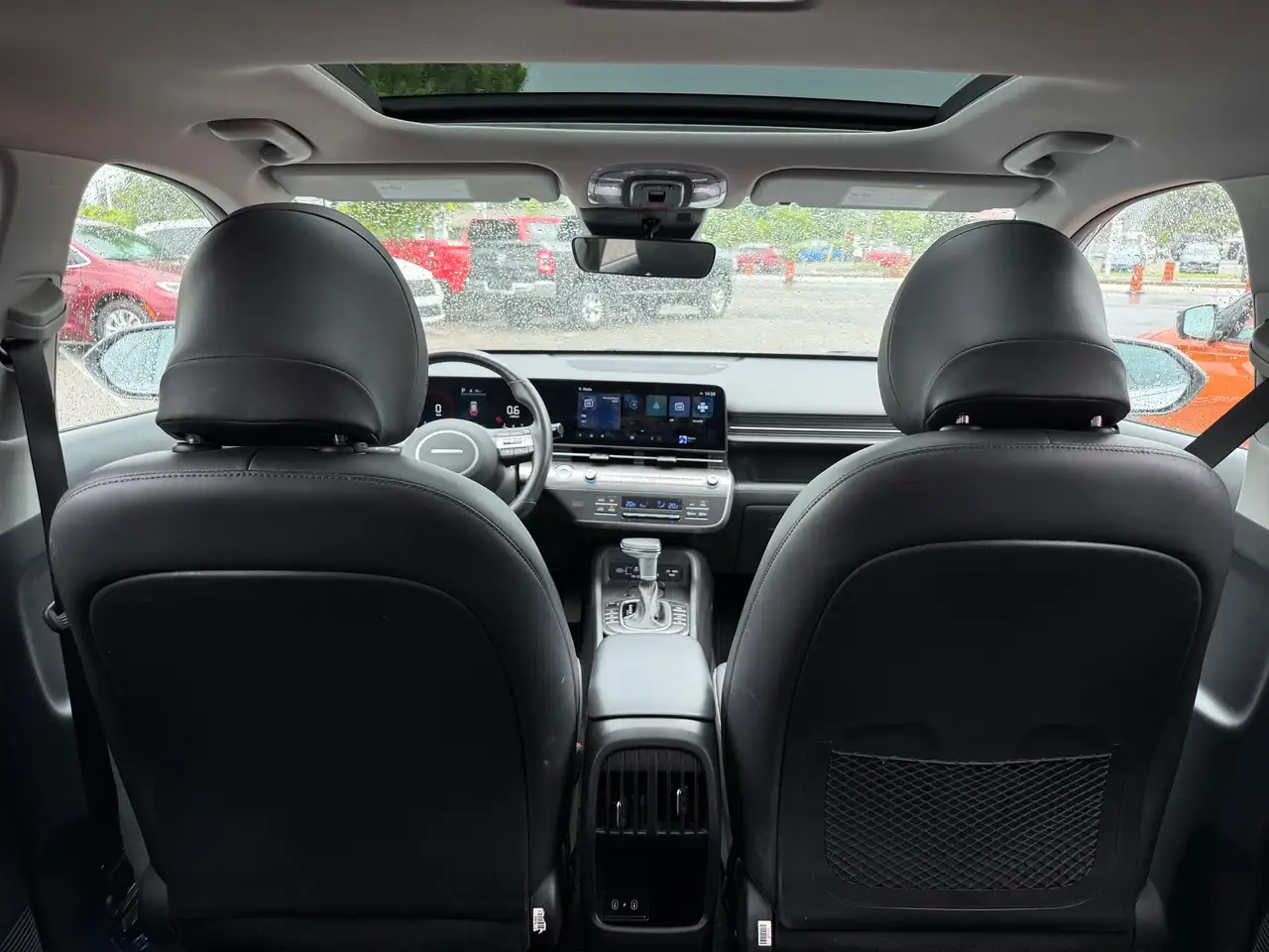 Hyundai KONA снимка Hyundai KONA