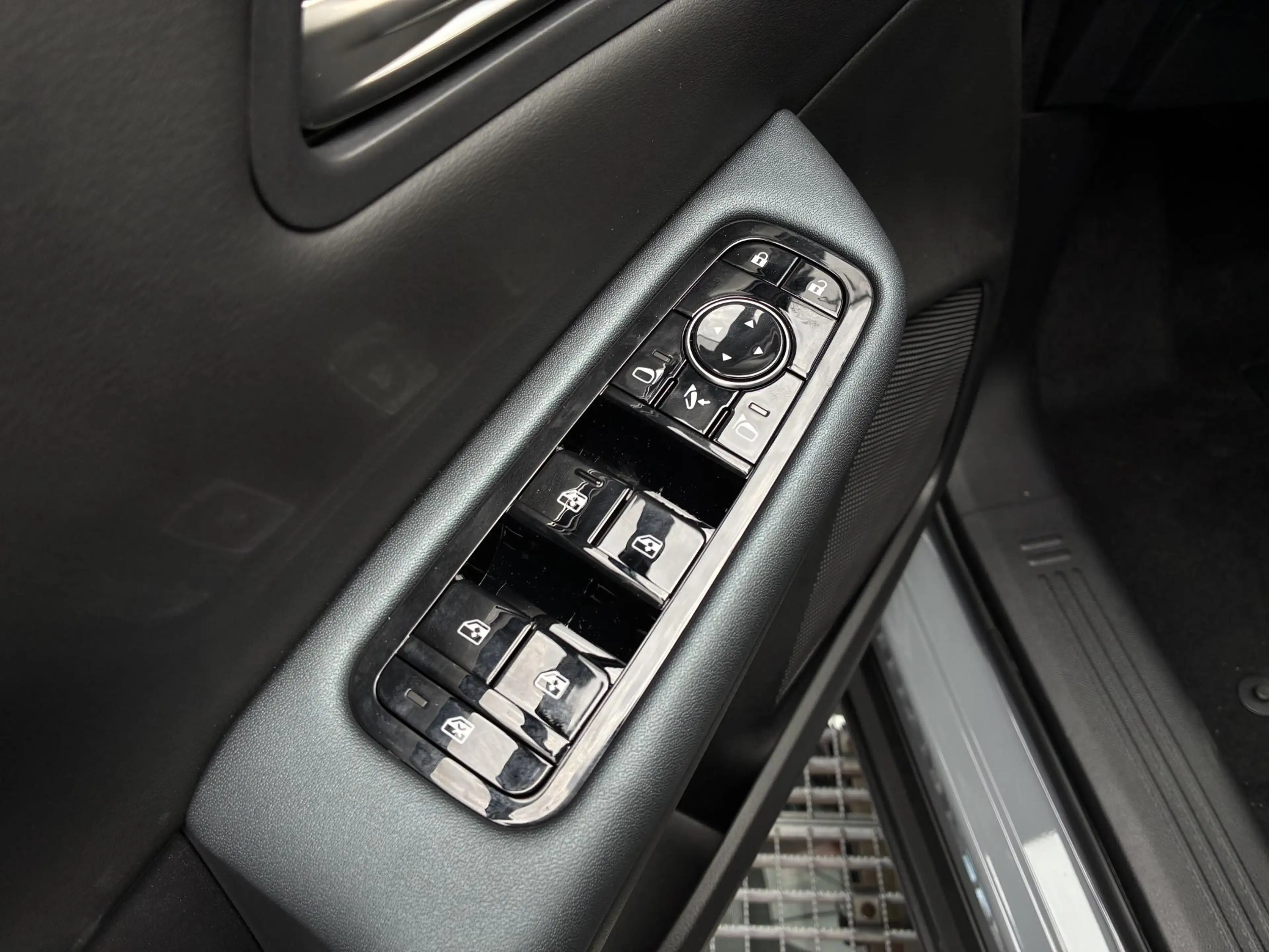 Nissan Leaf Evolve 52 kWh | DIRECT UIT VOORRAAD LEVERBAAR - NI — photo 28