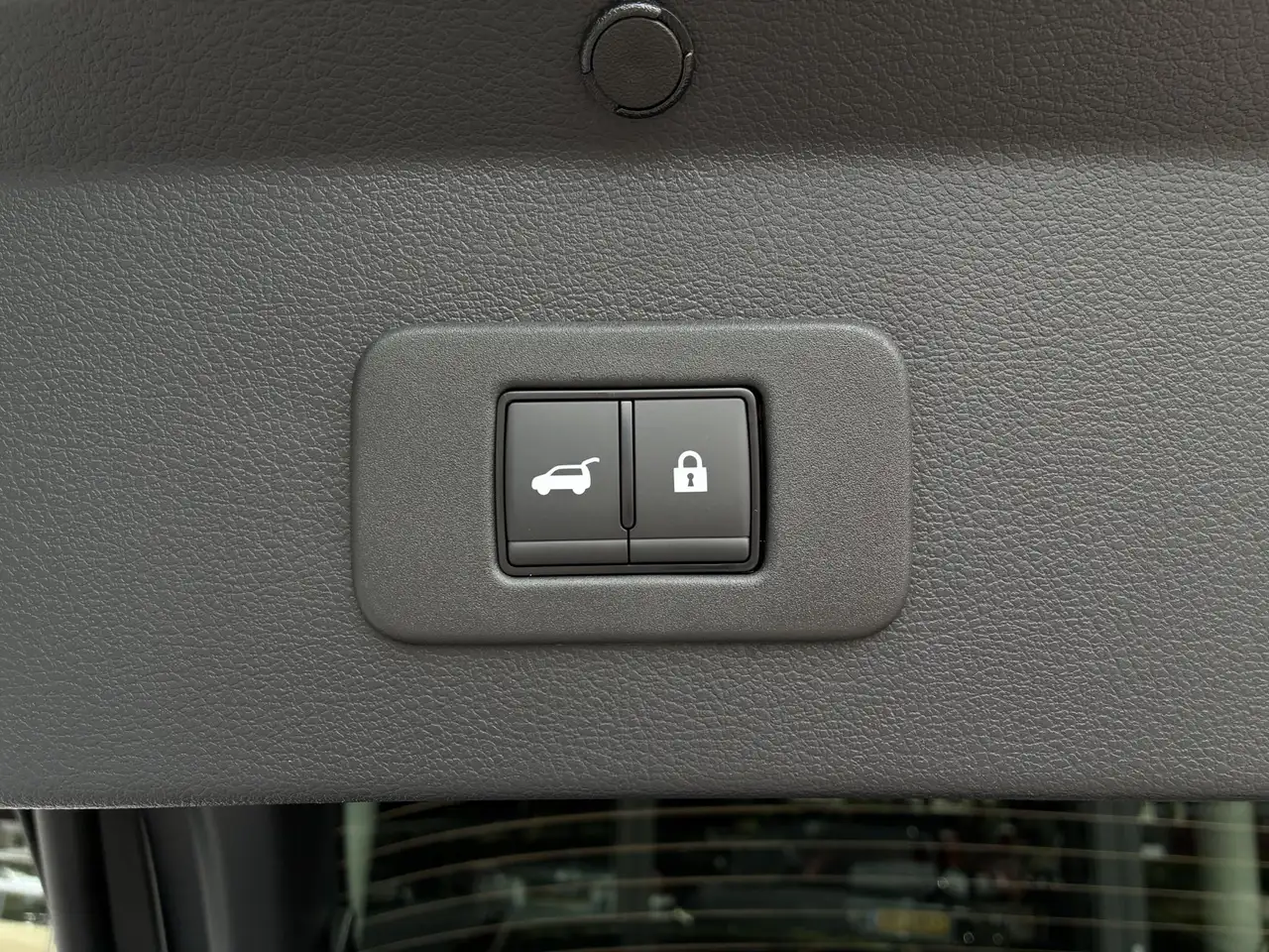 Nissan Leaf 2026 — фото 10
