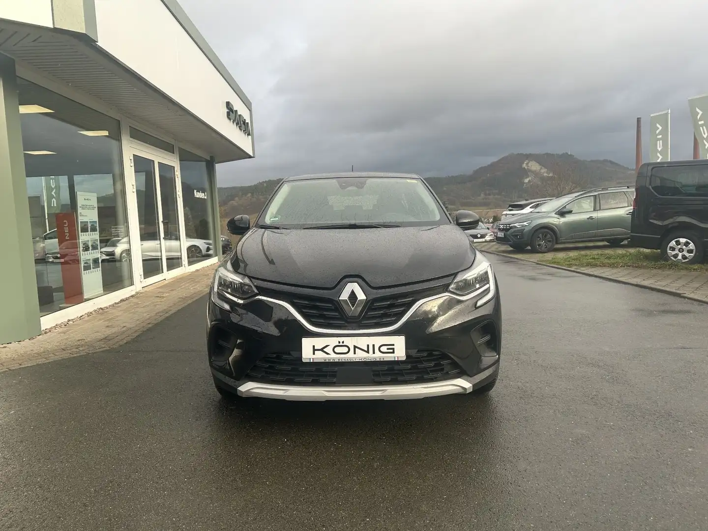 Renault Captur II Evolution Tce 140 EDC Schwarz - 2
