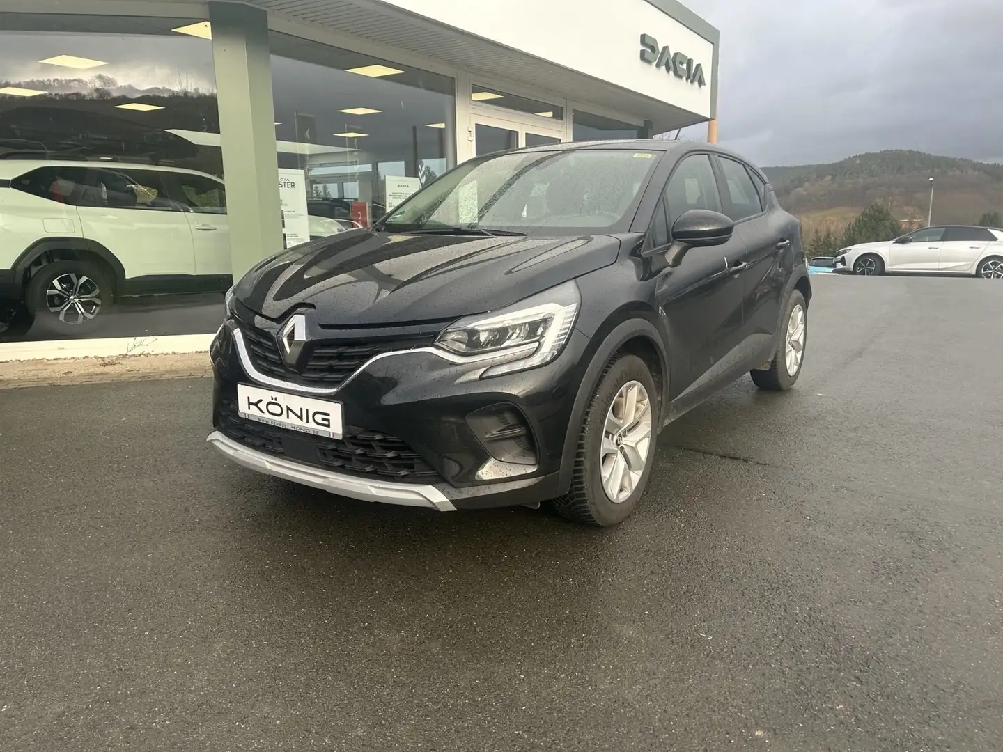 Renault Captur II Evolution Tce 140 EDC Schwarz - 1
