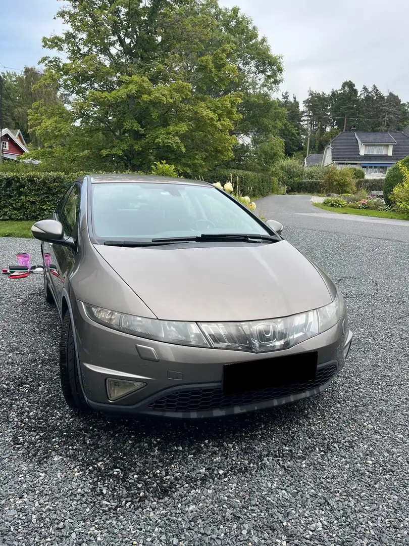 Honda Civic Grey - 1