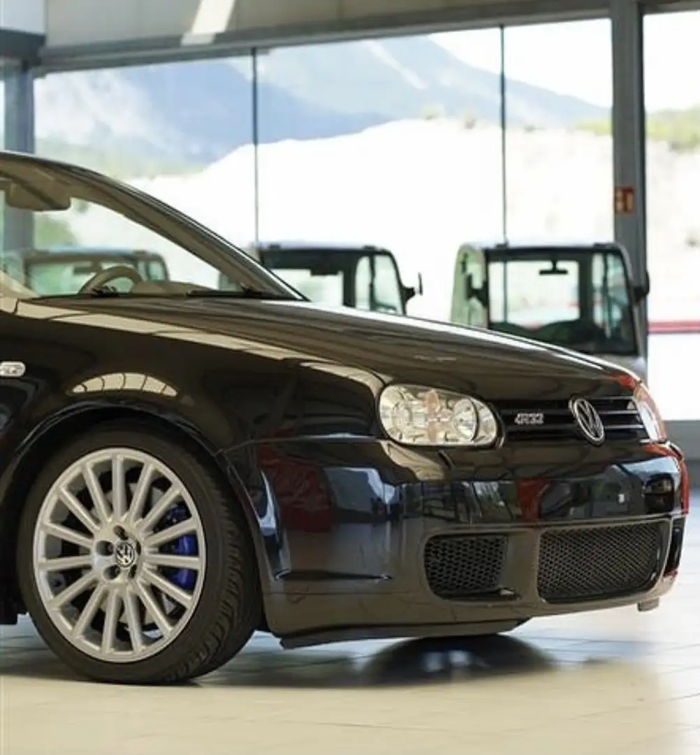 Volkswagen Golf R R32 Schwarz - 2