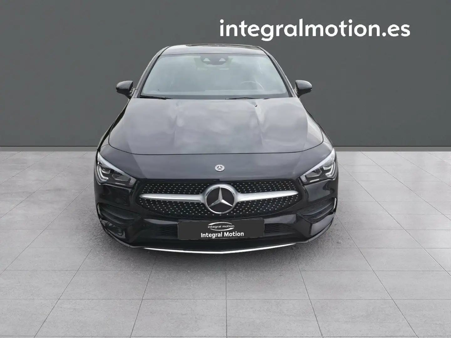 Mercedes-Benz CLA 200 Shooting Brake 200d 8G-DCT Negro - 2