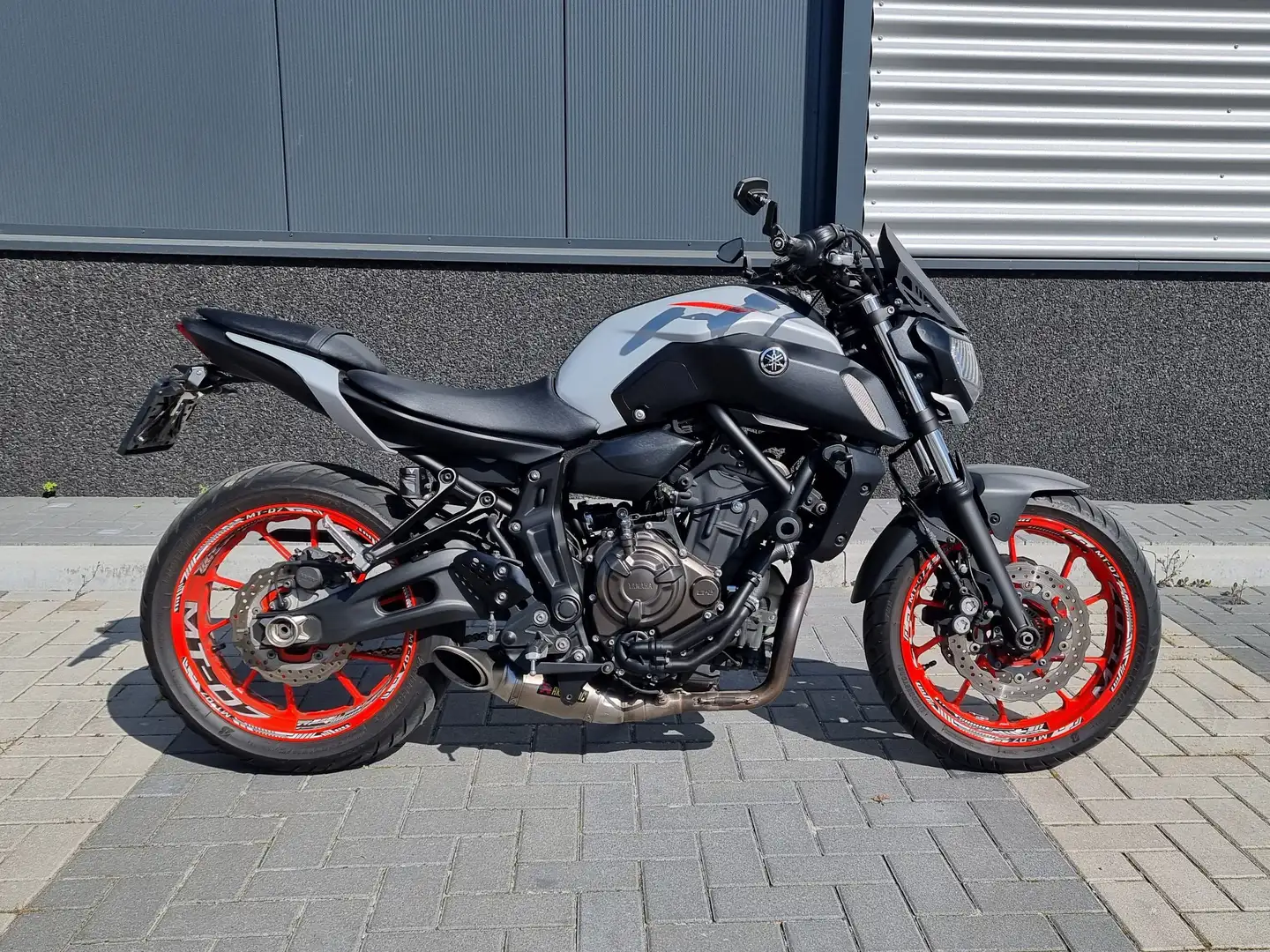 Yamaha MT-07 - 2