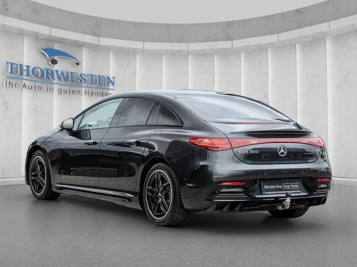 Mercedes-Benz EQE 300 EQE 300 AMG Line Premium DIGITAL LIGHT AHK Gris - 2