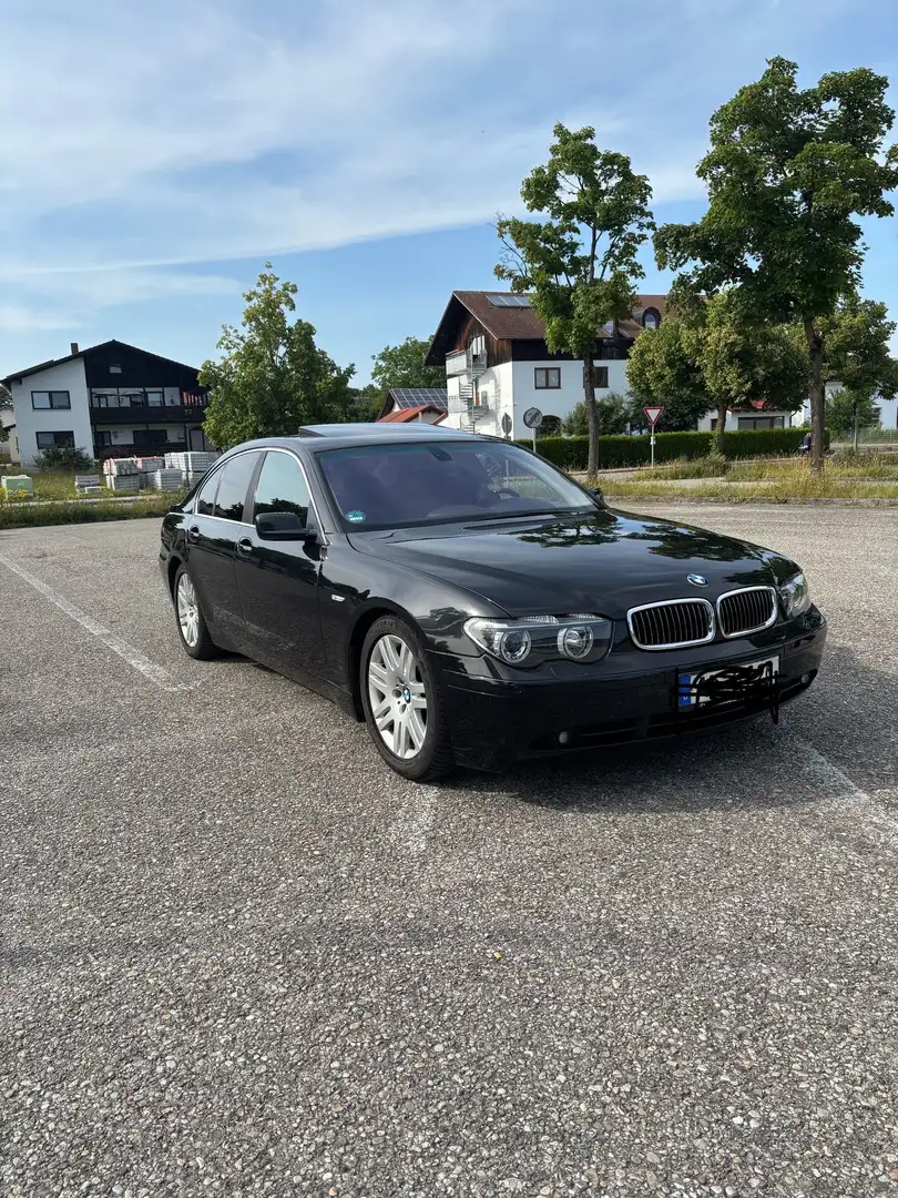 BMW 745 745i - 1