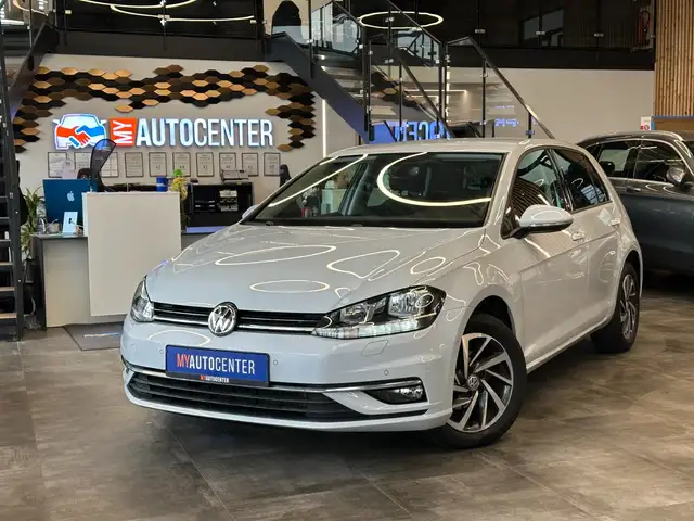 Volkswagen Golf main image
