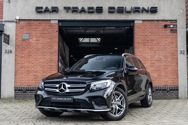 Mercedes-Benz GLC 250 4MATIC AMG Pano / Trekhaak / ACC