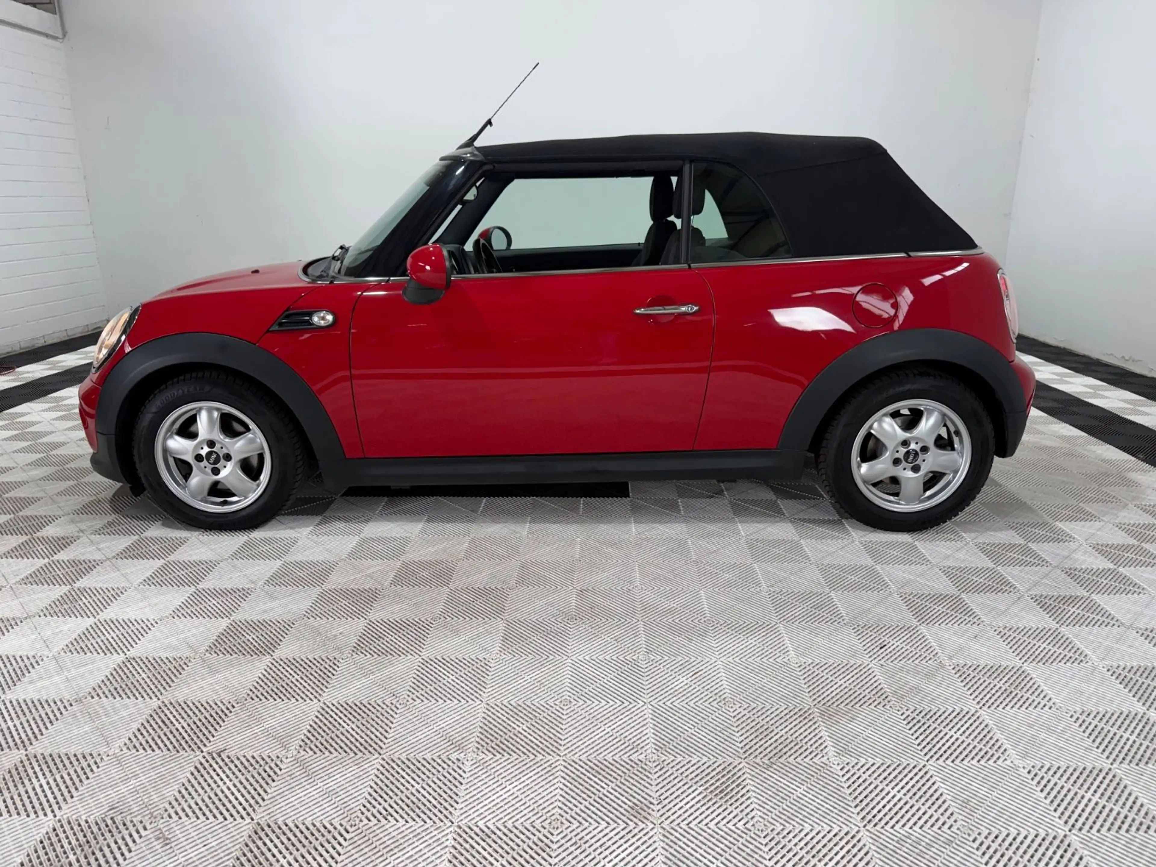 MINI Cooper D Cabrio °Klima° — photo 4
