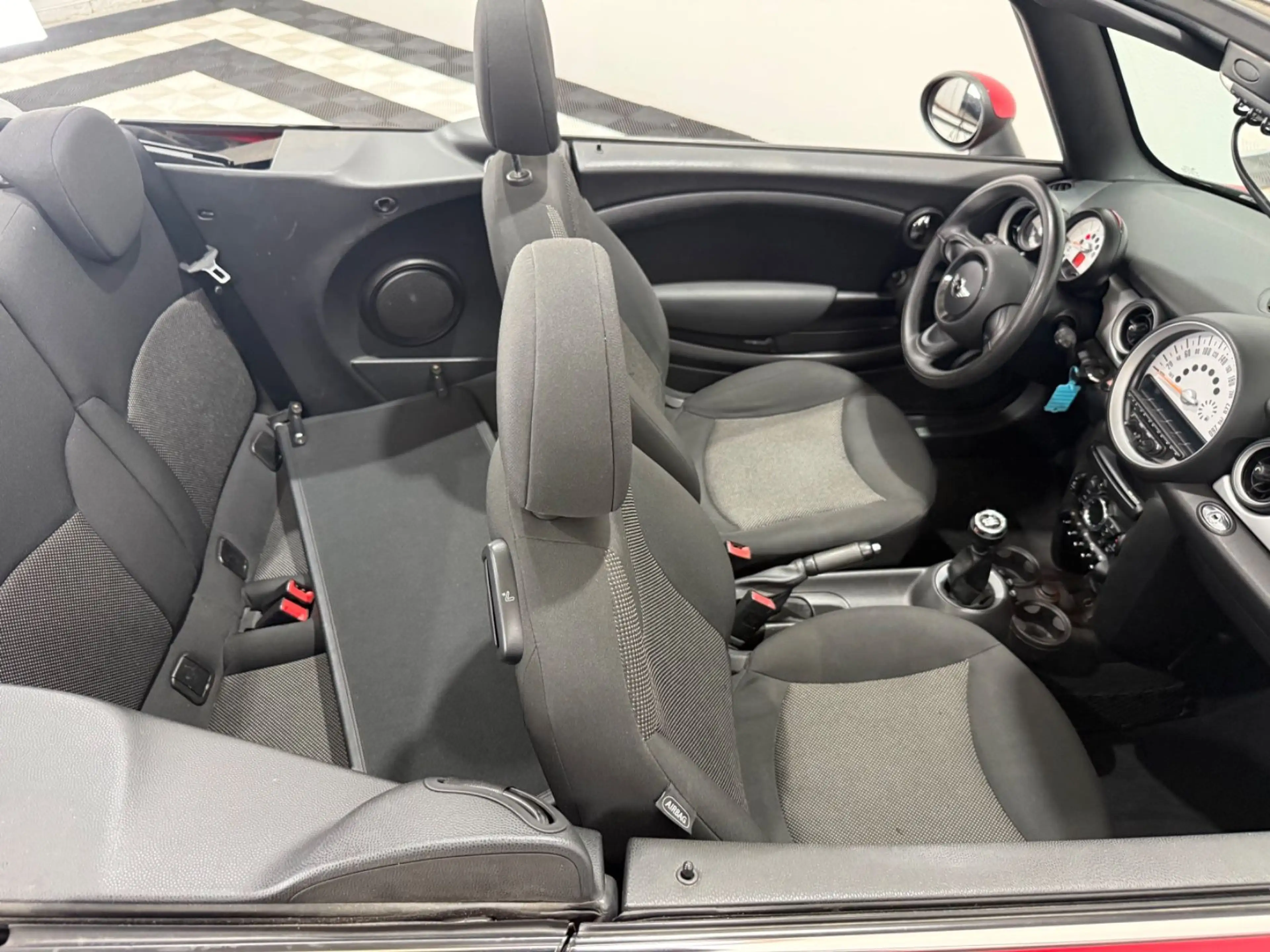 MINI Cooper D Cabrio °Klima° — photo 10