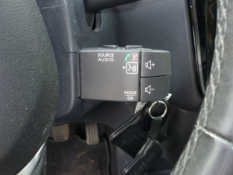 Dacia Lodgy Lodgy TCe 130 GPF (7-Sitzer) Stepway — photo 14