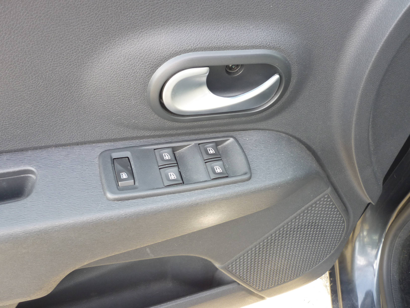Dacia Lodgy Lodgy TCe 130 GPF (7-Sitzer) Stepway — photo 5