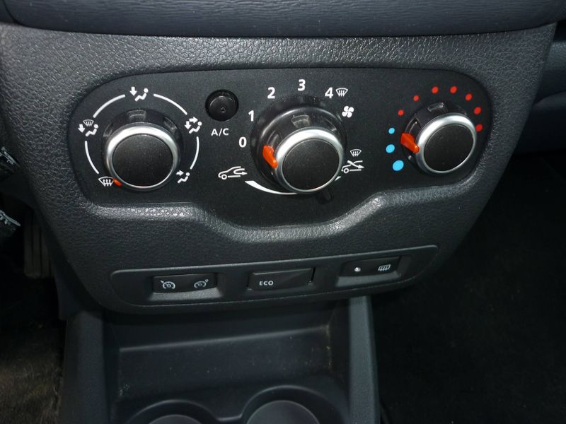 Dacia Lodgy Lodgy TCe 130 GPF (7-Sitzer) Stepway — photo 10