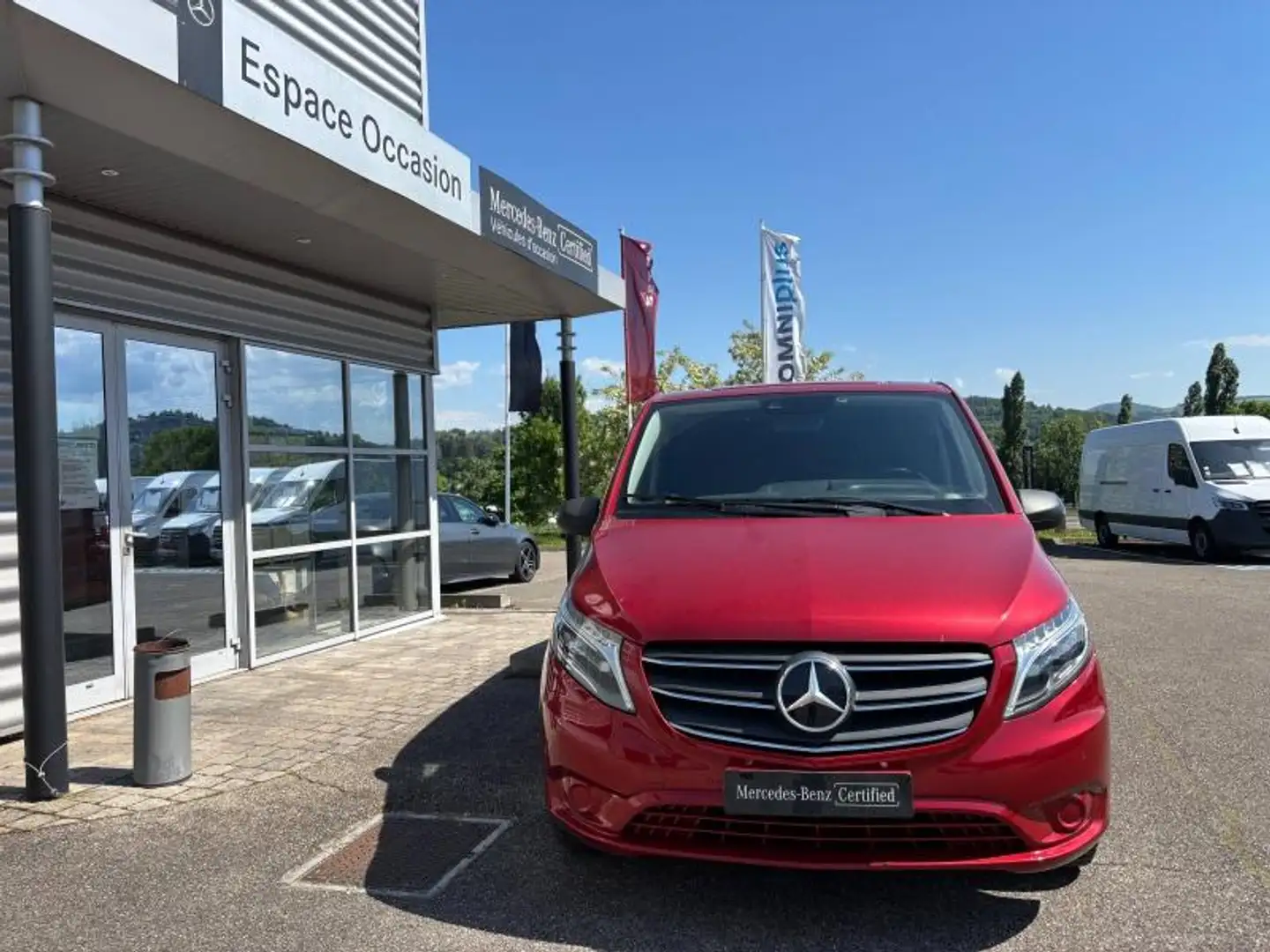 Mercedes-Benz Vito 119 CDI Long Select 4x4 9G-Tronic Rouge - 1