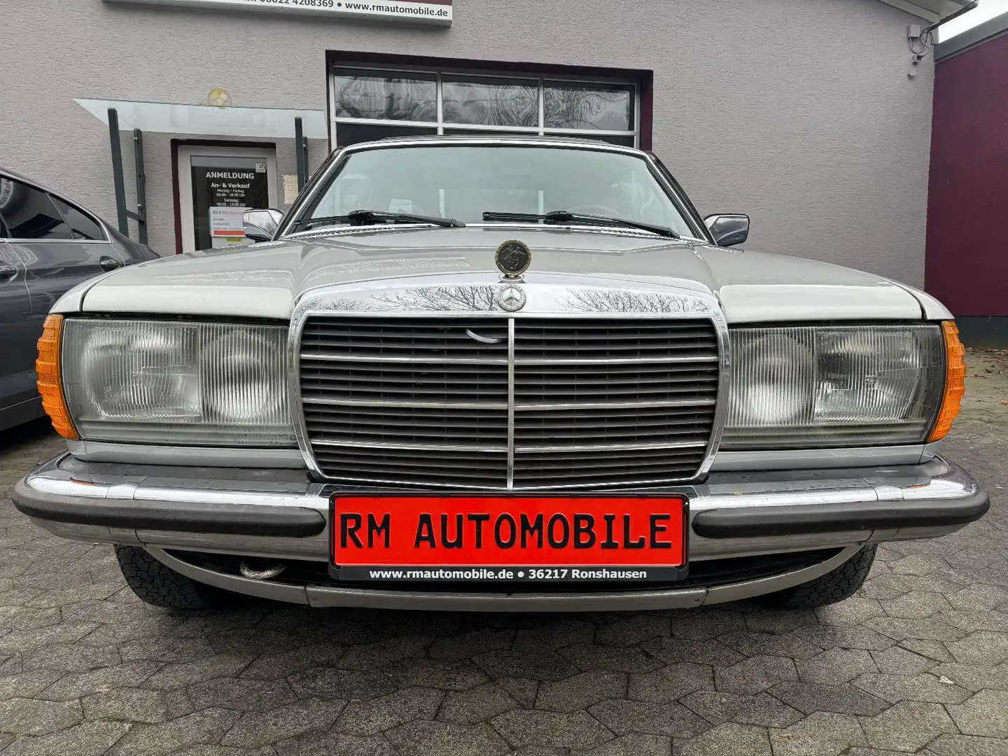 Mercedes-Benz 230 Coupe SCHIEBEDACH/LEDER/AUTOMATIK TOP ZUSTAD - 2