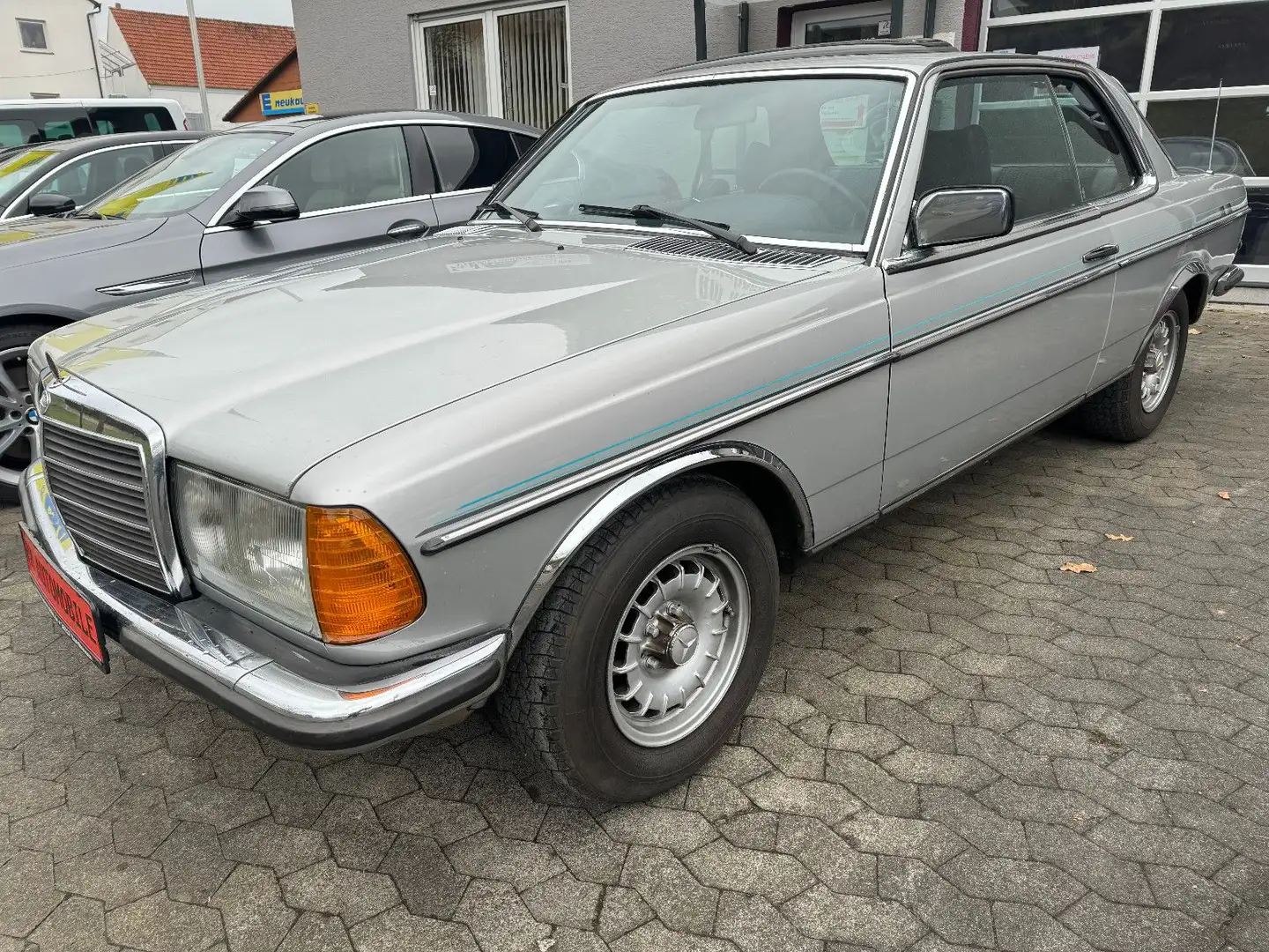 Mercedes-Benz 230 Coupe SCHIEBEDACH/LEDER/AUTOMATIK TOP ZUSTAD - 1