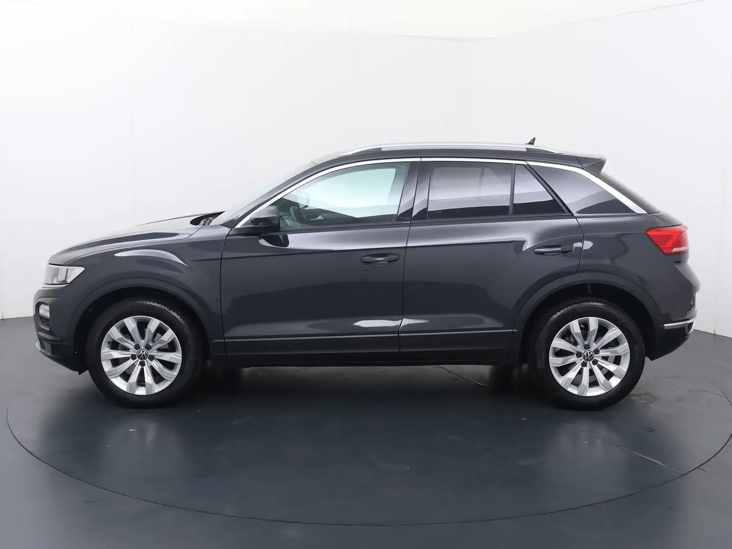 Volkswagen T-Roc 1.0 TSI Style | 110 PK | Adaptive cruise control | Gris - 2